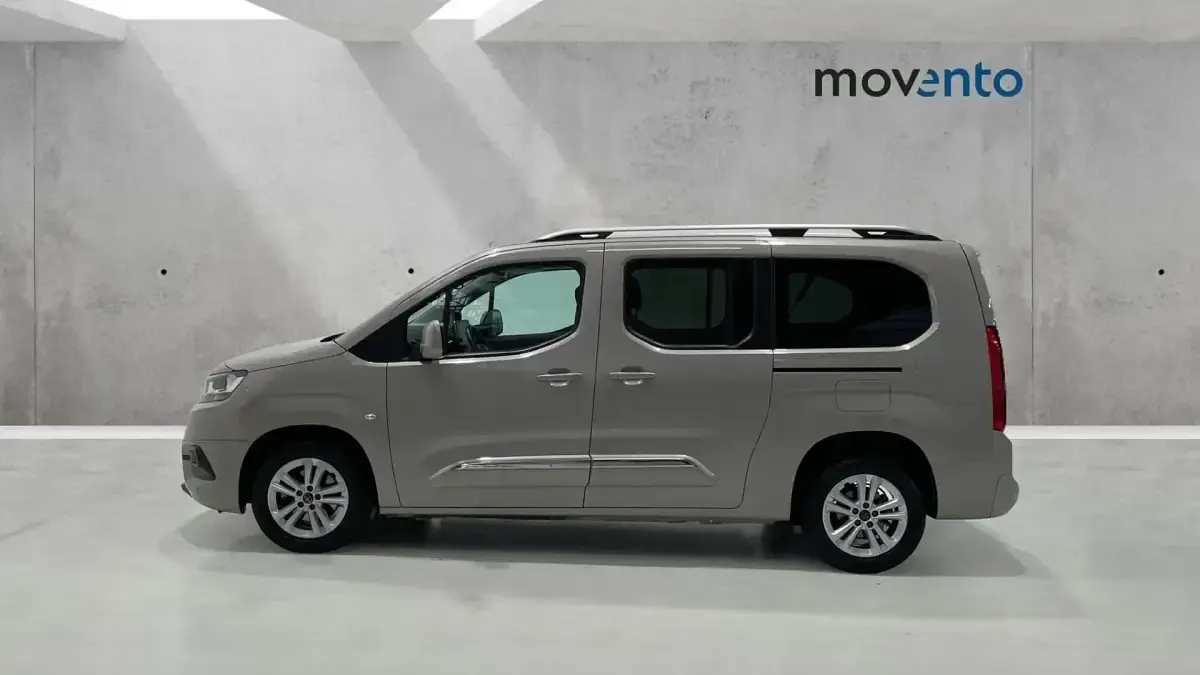 Usado Toyota Proace Verso Active 131 CV (96 kW) 2021 Blanco Familiar