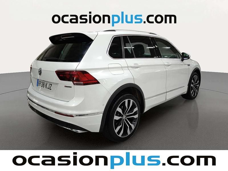 Käytetty VW Tiguan Sportline 240 HP (176 kW) 2018 Valkoinen Katumaasturi