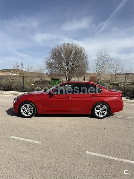 Usado BMW 330e 252 HP (185 kW) 2017 Vermelho Sedan