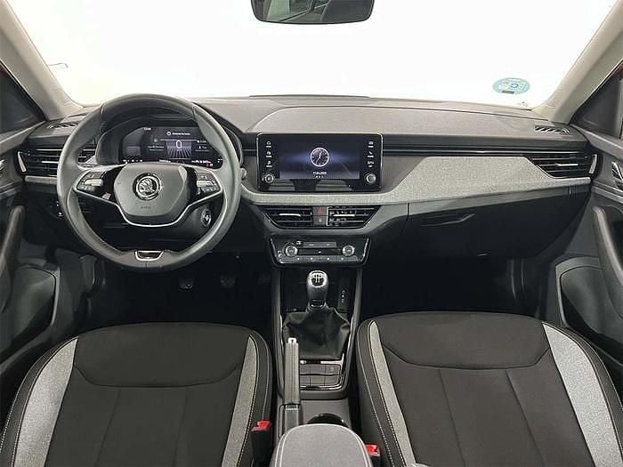 Usado Skoda Kamiq Selection 95 CV (69 kW) 2024 Rojo SUV