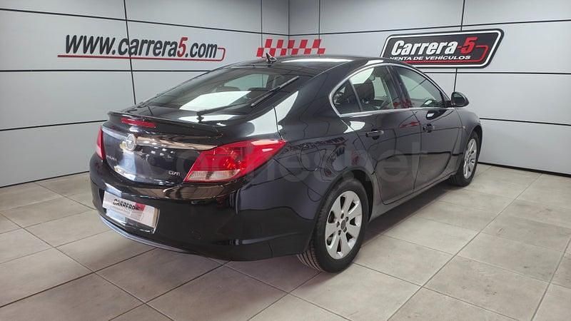 Usado Opel Insignia Edition 130 CV (95 kW) 2011 Gris / plata Berlina