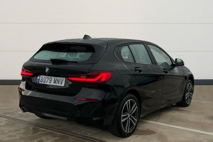 Käytetty BMW 118 Comfort Edition 136 HP (100 kW) 2024 Viistoperä