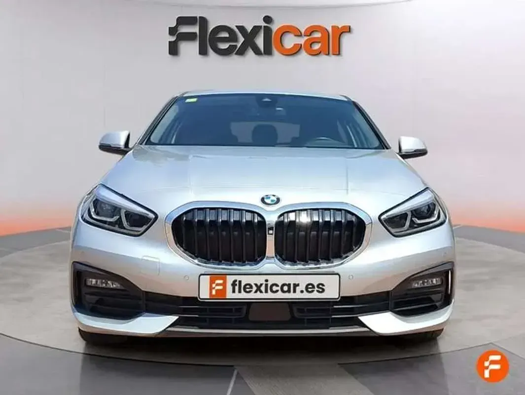 Käytetty BMW 116 141 HP (103 kW) 2020 Harmaa Viistoperä