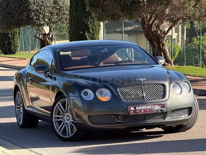 Usado Bentley Continental GT 560 CV (411 kW) 2004 Gris / plata Coupe