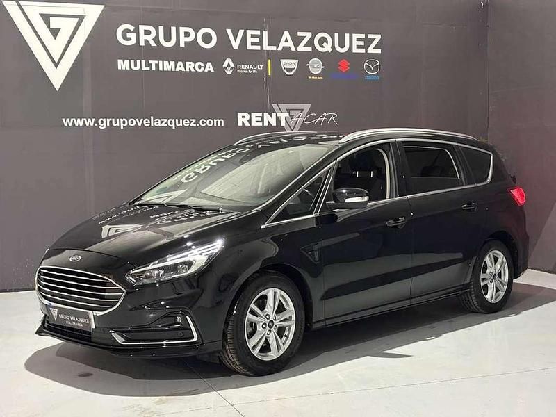 Usado Ford S-MAX Titanium 190 CV (139 kW) 2022 Negro Monovolumen