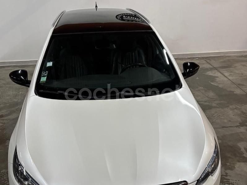 Blanco Usado 2015 Peugeot 308 GTi Berlina | 8999 € (Super precio) - Imagen 1/4