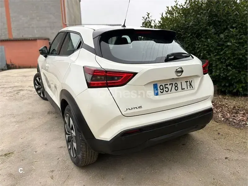 Usado Nissan Juke Visia 114 CV (83 kW) 2021 Blanco SUV