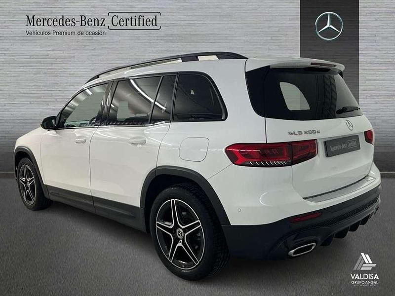Usado Mercedes GLB200 AMG line 150 CV (110 kW) 2023 SUV