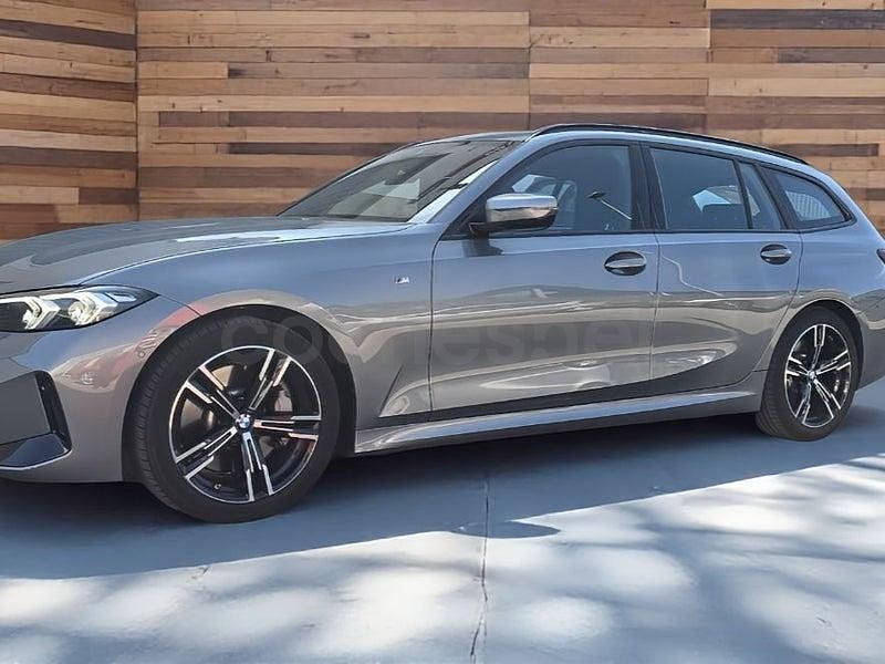 Usado BMW 330 245 CV (180 kW) 2025 Gris / plata Familiar