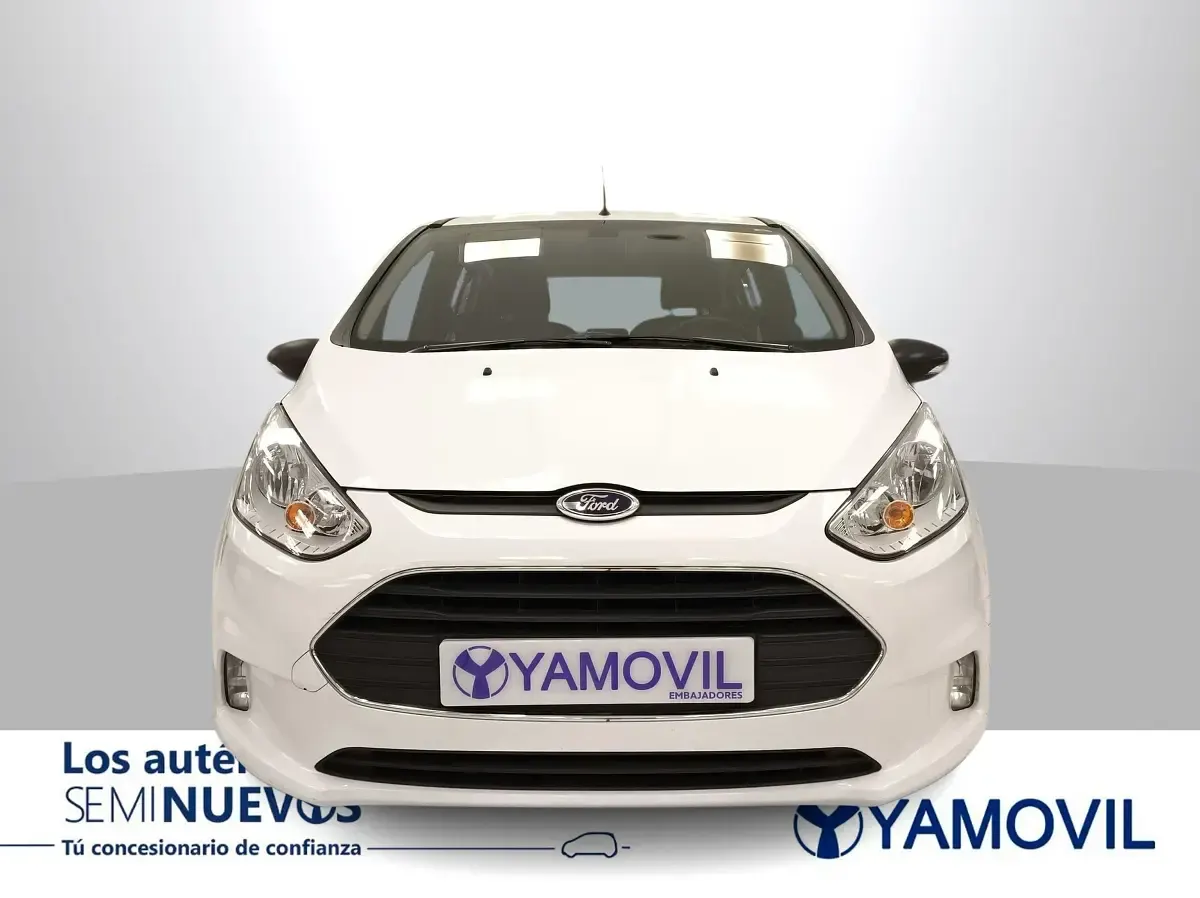 Usado Ford B-MAX Ambiente 90 CV (66 kW) 2013 Blanco Monovolumen