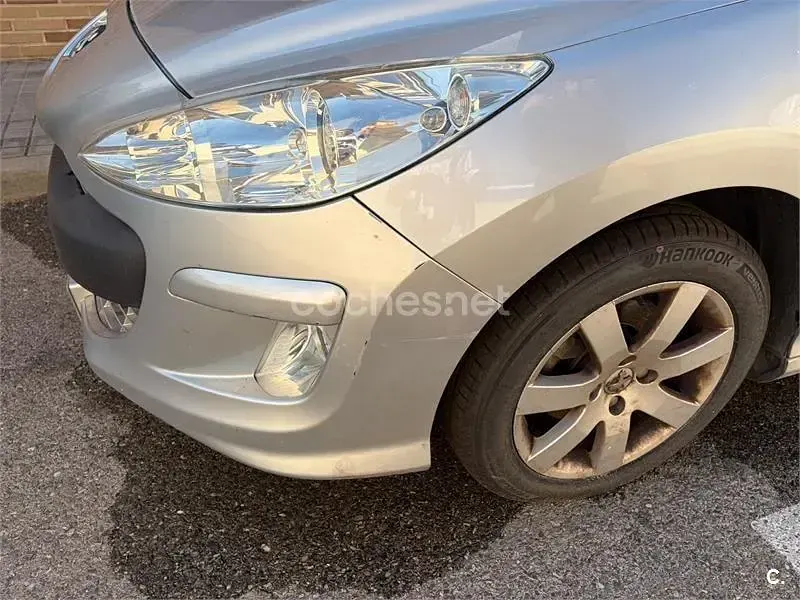 Usado Peugeot 308 Sport 110 CV (80 kW) 2009 Gris / plata Berlina