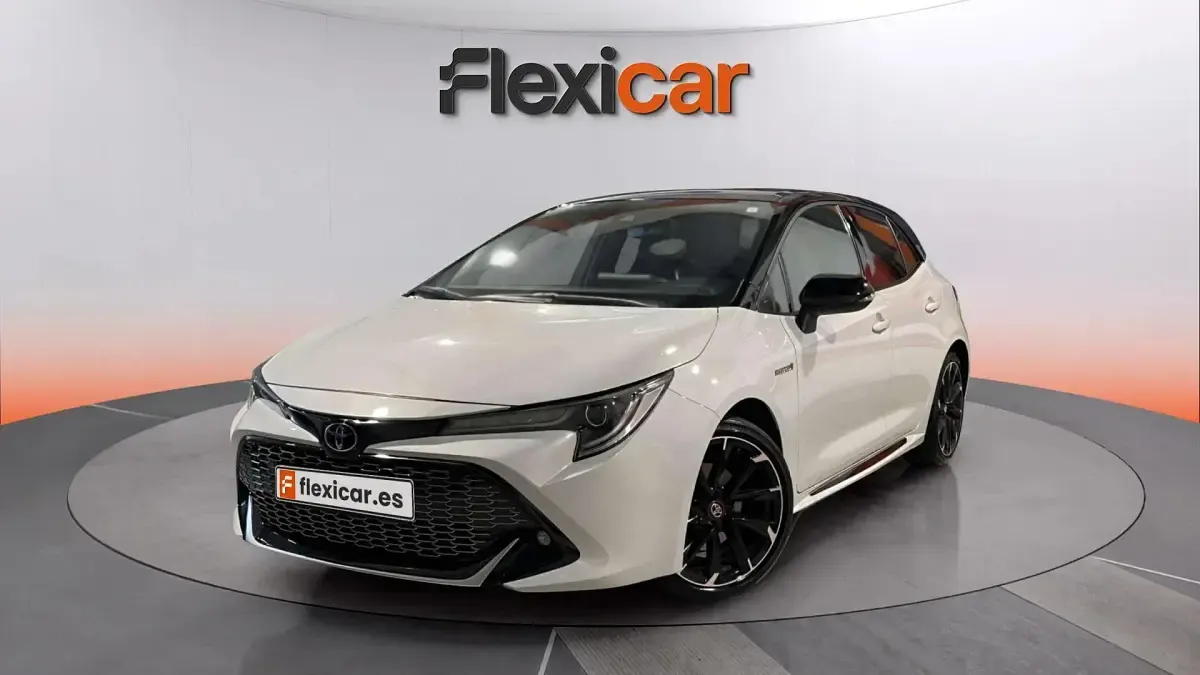 Usado Toyota Corolla Sport 180 CV (132 kW) 2021 Blanco Berlina