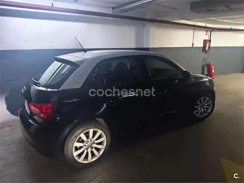 Usado Audi A1 Sportback 86 CV (63 kW) 2014 Negro Utilitario