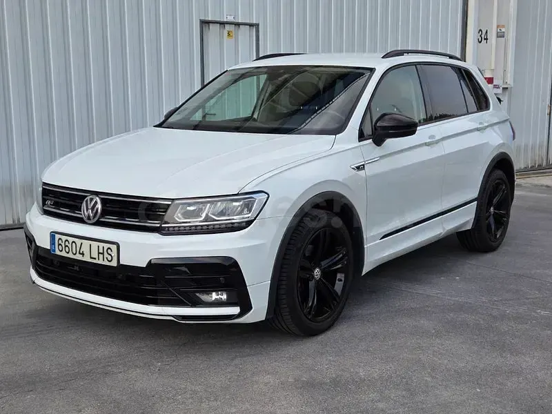 Usado VW Tiguan R-line 150 CV (110 kW) 2020 Blanco SUV