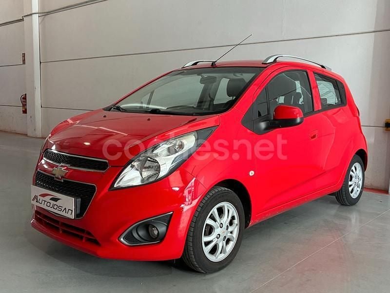 Rojo Usado 2013 Chevrolet Spark LT Utilitario | 5800 € (Precio justo) - Imagen 1/4
