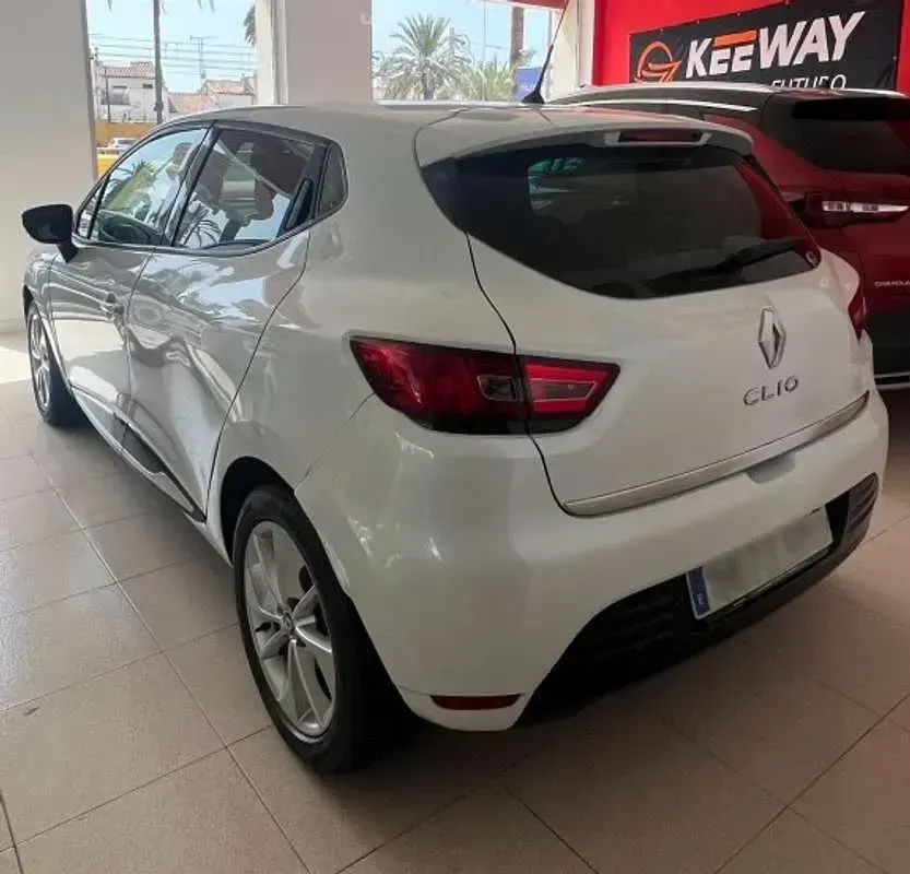 Usado Renault Clio 95 CV (69 kW) 2018 Blanco Utilitario