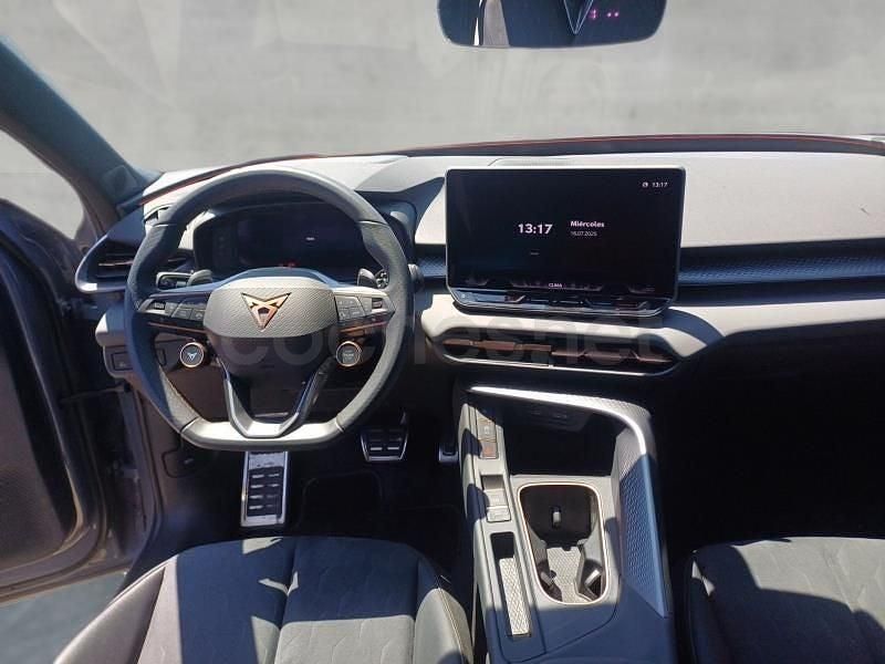 Usado Cupra Terramar VZ 265 CV (194 kW) 2024 Gris / plata SUV