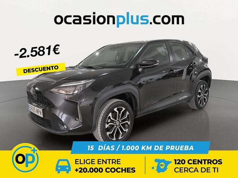 Usado Toyota Yaris Cross Active 116 CV (85 kW) 2024 Negro SUV