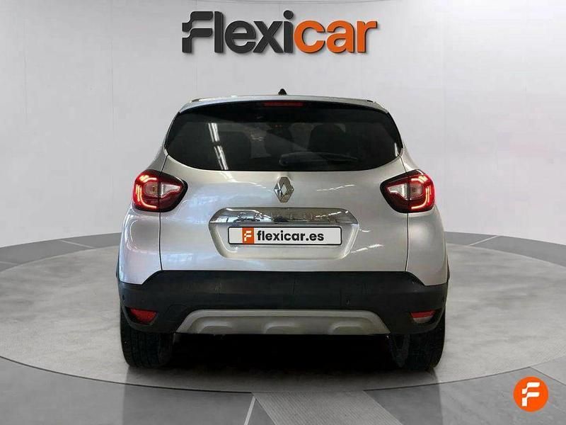Usado Renault Captur Zen 90 CV (66 kW) 2019 Gris SUV
