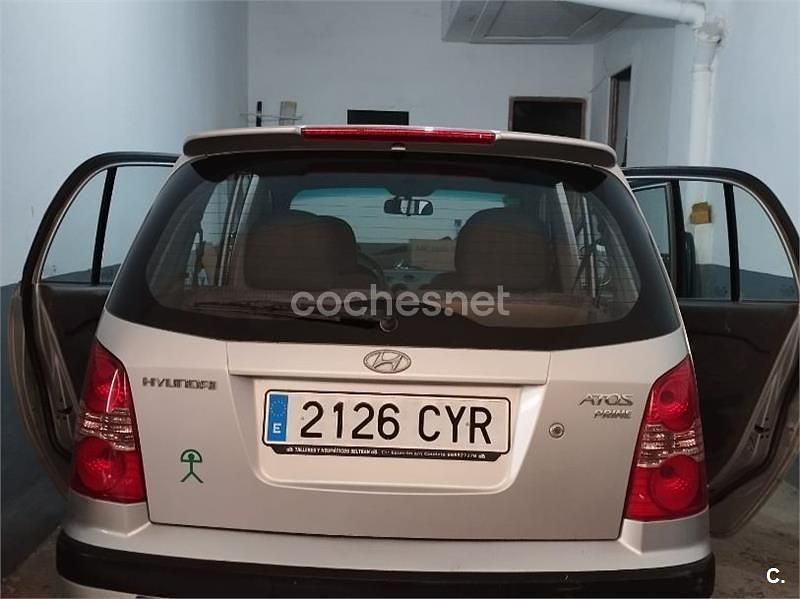 Usado Hyundai Atos GLS 59 CV (43 kW) 2004 Gris / plata Utilitario