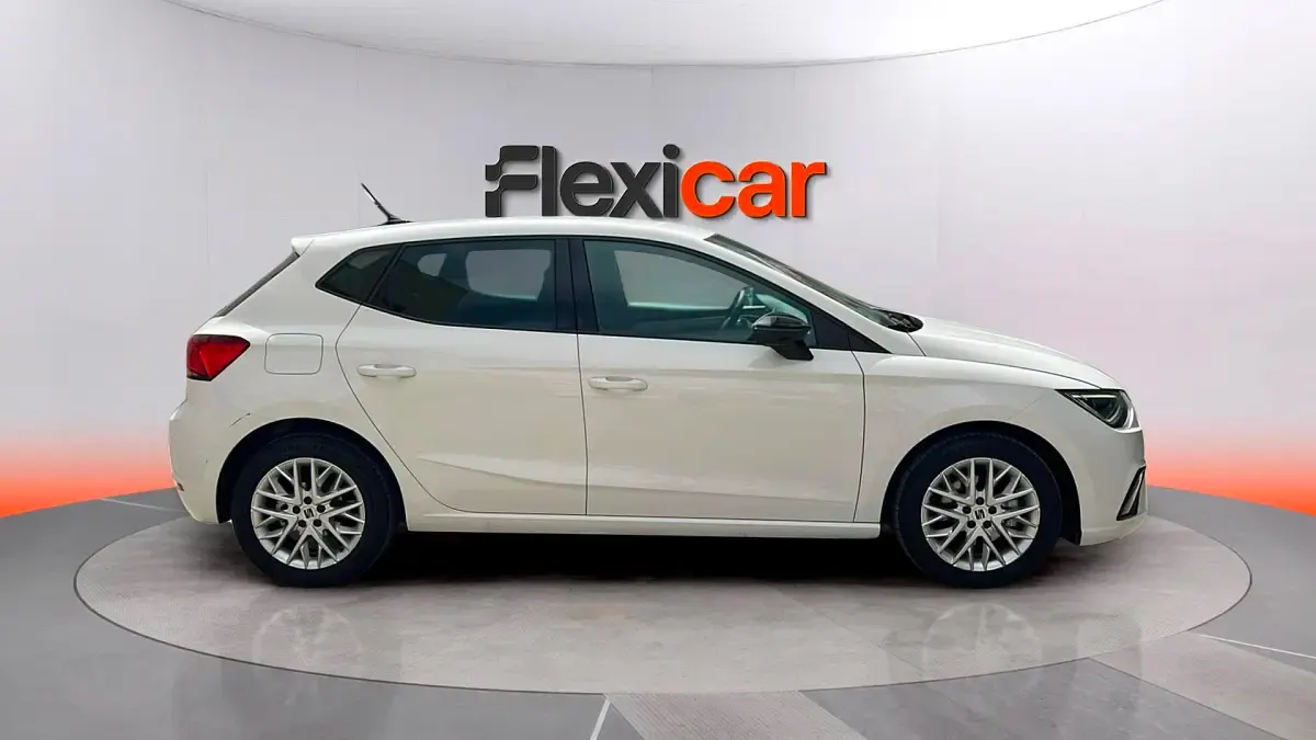 Usado Seat Ibiza Reference 80 CV (58 kW) 2025 Blanco Utilitario