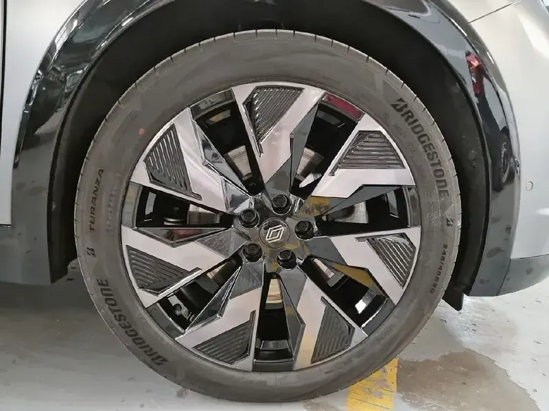 Usado Renault Rafale Esprit Alpine 200 CV (147 kW) 2025 Gris SUV