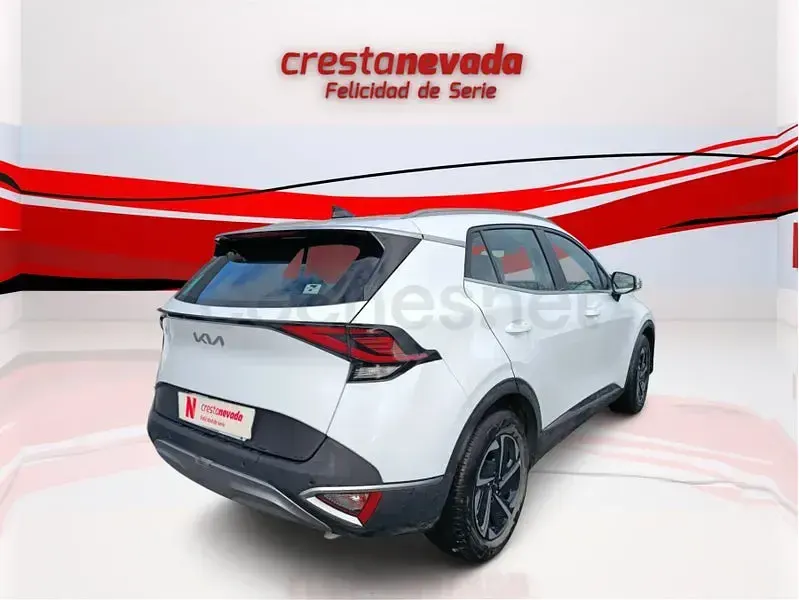 Usado Kia Sportage 136 CV (100 kW) 2022 Blanco SUV