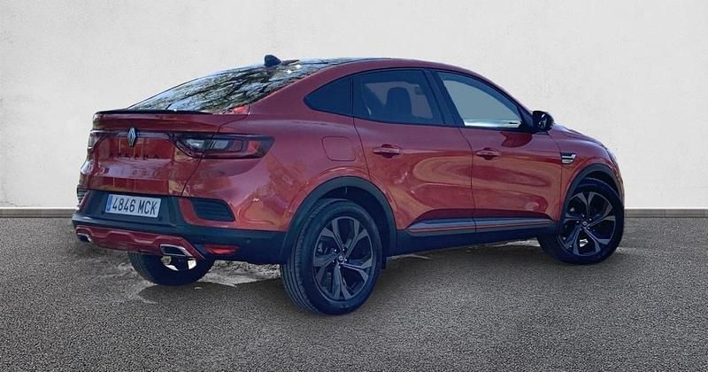 Usado Renault Arkana RS Line 140 CV (102 kW) 2022 SUV