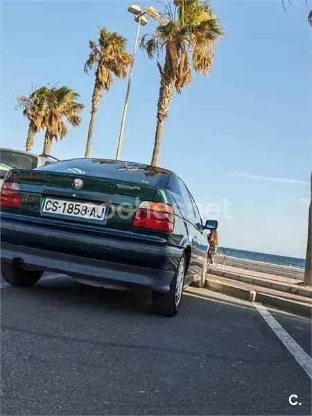 Usado BMW 316 102 CV (75 kW) 1996 Verde Berlina