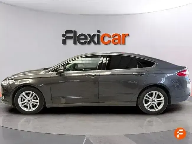 Usado Ford Mondeo Vignale 180 CV (132 kW) 2017 Gris