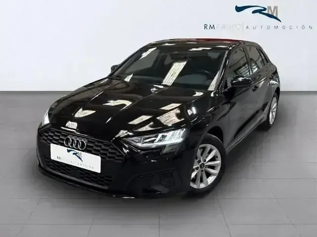 Usado Audi A3 Attraction 150 CV (110 kW) 2021 Negro Berlina