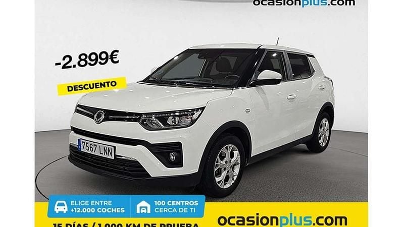 Blanco Usado 2021 Ssangyong (KGM) Tivoli SUV | 16.991 € - Imagen 1/4