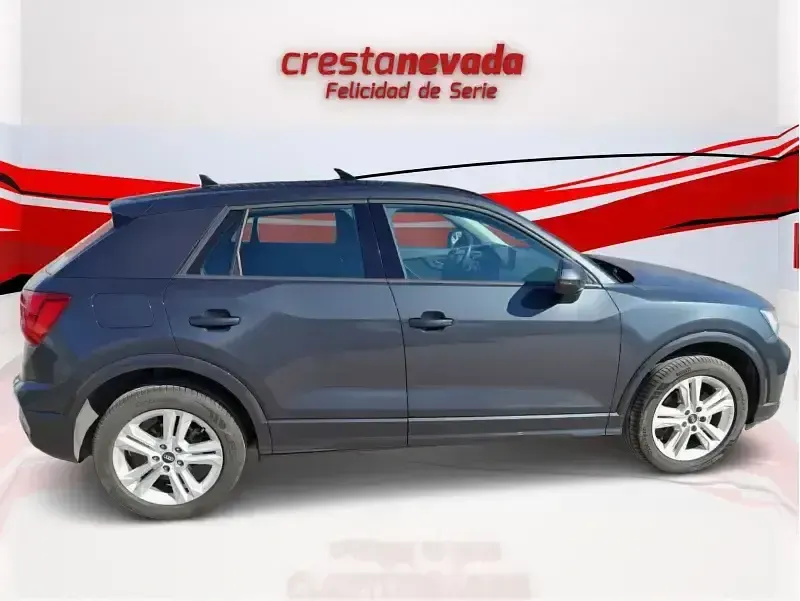 Usado Audi Q2 Advanced Plus 150 CV (110 kW) 2021 Gris SUV