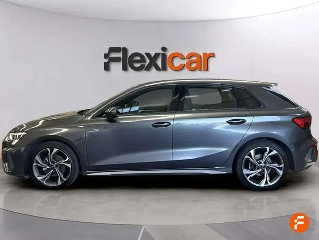 Usado Audi A3 S-Line 150 CV (110 kW) 2024 Gris Berlina