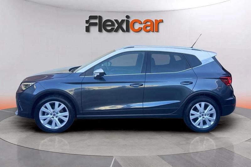 Usado Seat Arona Xperience 110 CV (80 kW) 2022 Blanco SUV