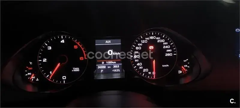 Usado Audi A4 143 CV (105 kW) 2011 Negro Familiar