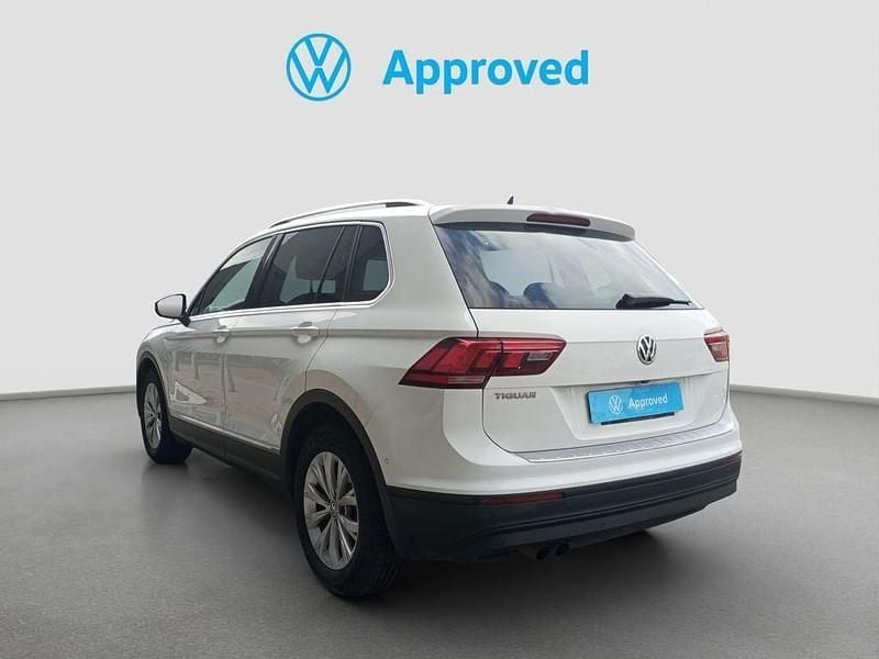Usado VW Tiguan 125 CV (91 kW) 2018 Blanco SUV