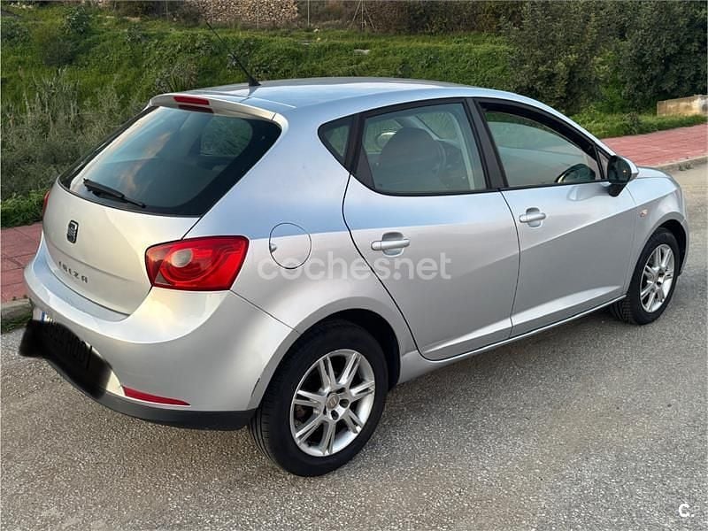 Käytetty Seat Ibiza Reference 90 HP (66 kW) 2011 Harmaa Sedan