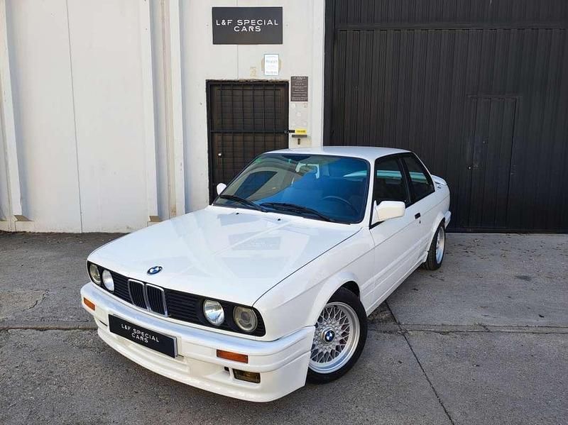 Usado BMW M3 215 CV (158 kW) 1991 Blanco Berlina