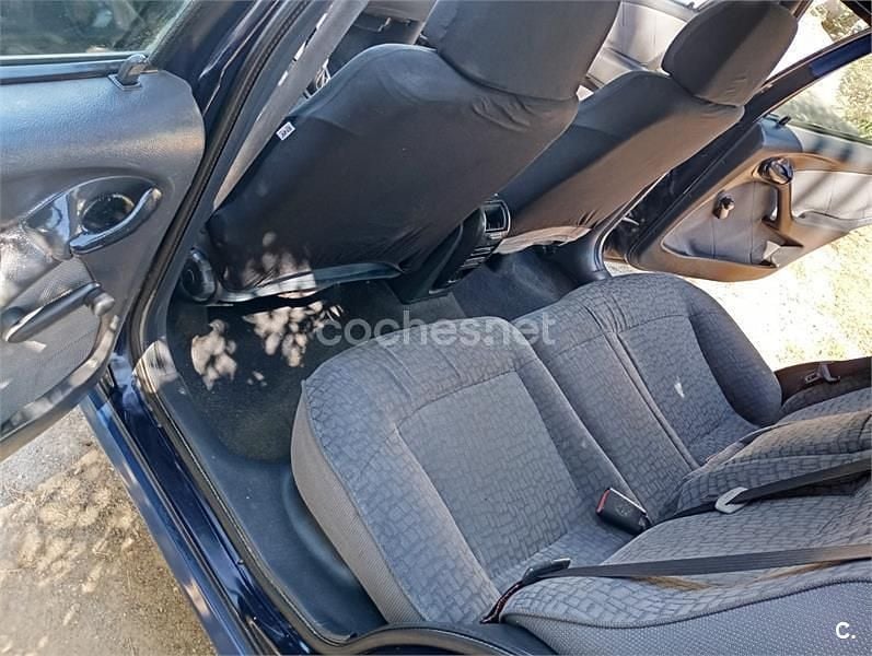 Azul Usado 2000 Fiat Marea Berlina | 1500 € - Imagen 1/4