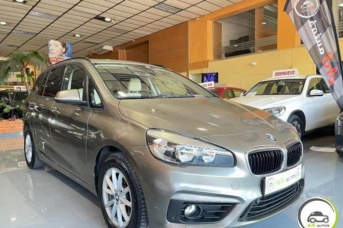 Usado BMW 218 Gran Tourer Sport Line 150 CV (110 kW) 2015 Monovolumen