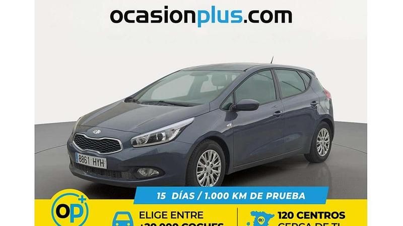 Usado Kia Ceed 90 CV (66 kW) 2014 Azul Utilitario