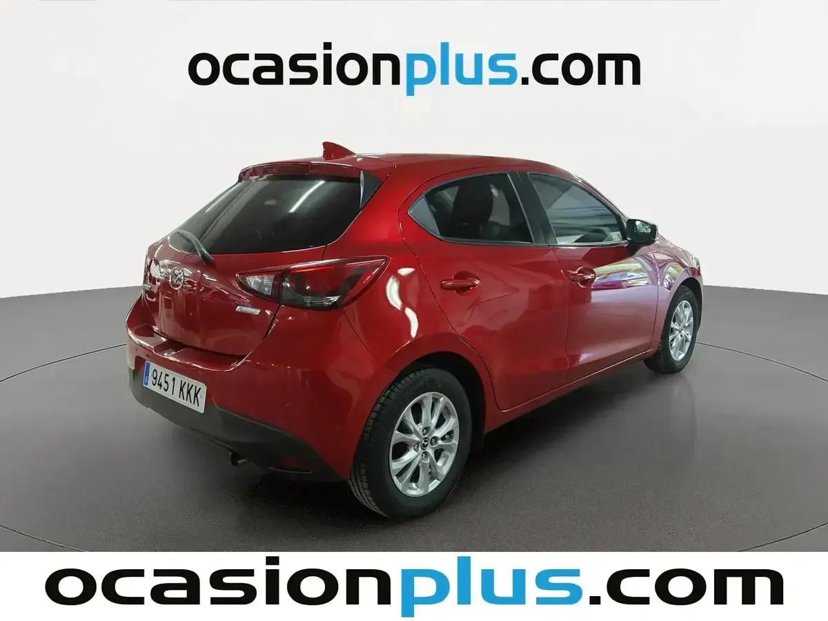 Usado Mazda 2 Style+ 90 CV (66 kW) 2018 Rojo