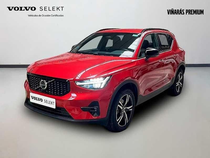 Usado Volvo XC40 Plus 163 CV (119 kW) 2025 Rojo SUV
