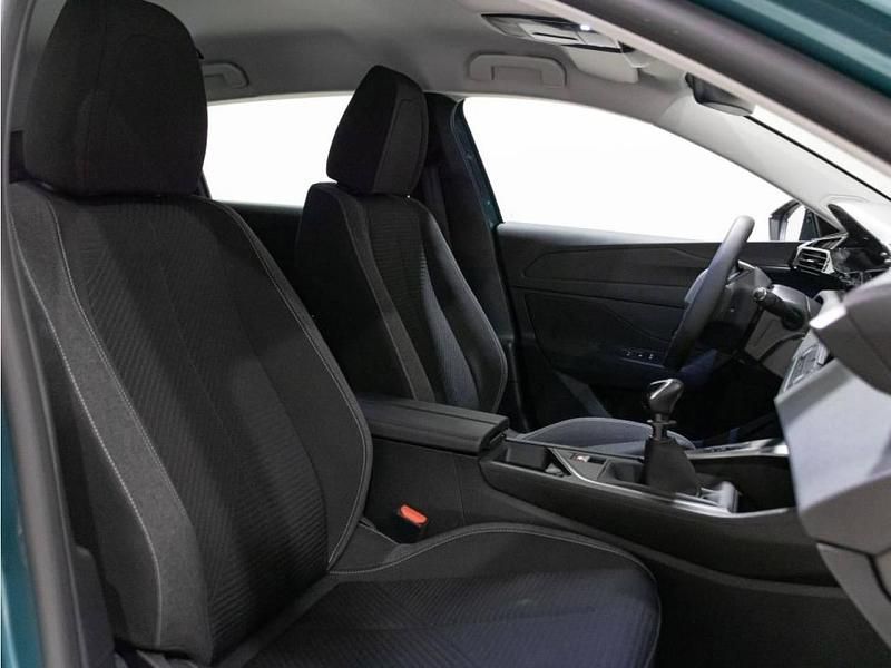 Usado Peugeot 308 SW Active 130 CV (95 kW) 2023 Azul Familiar