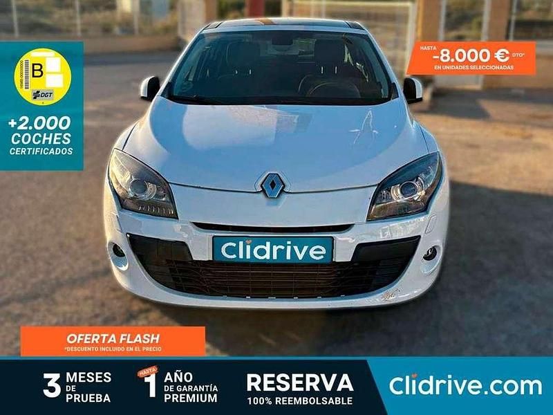 Blanco Usado 2010 Renault Mégane III Dynamique Utilitario | 3990 € (Precio justo) - Imagen 1/3