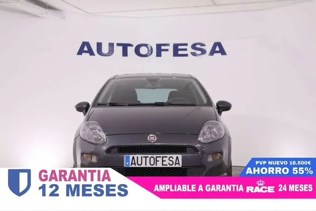 Usado Fiat Punto Lounge 69 CV (50 kW) 2017 Gris Utilitario