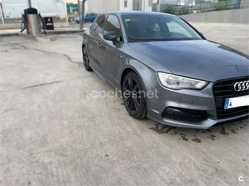 Usado Audi A3 Sport 150 CV (110 kW) 2015 Gris / plata Berlina