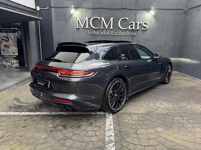 Usado Porsche Panamera 550 CV (404 kW) 2018 Gris Familiar