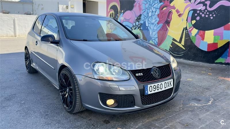 Gris / plata Usado 2006 VW Golf V GTI Berlina | 8000 € (Buen precio) - Imagen 1/4